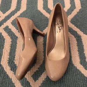 Life Stride nude heel 7.5